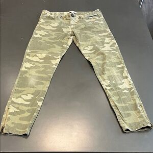 Banana Republic Camouflage Women’s Jeggings